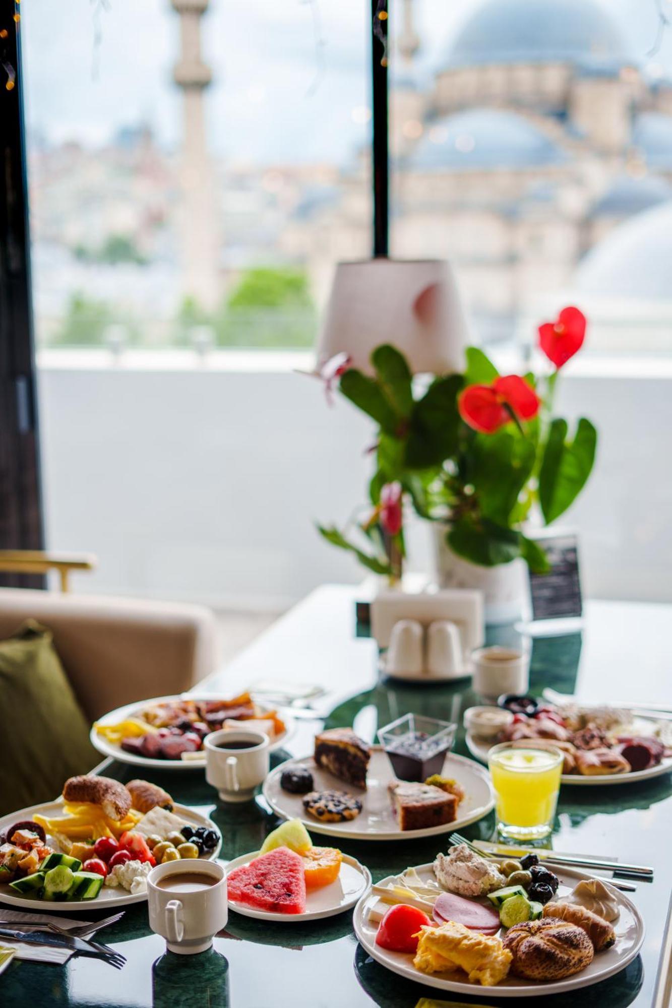 Sirkeci Отель 4*